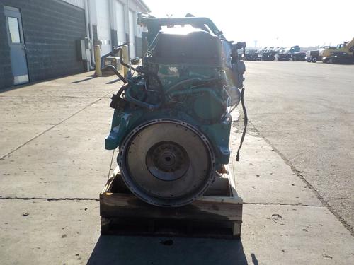 VOLVO D-13 Engine Assembly