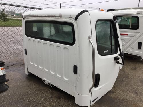 FREIGHTLINER M2 CAB