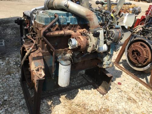 INTERNATIONAL DT466E Engine Assembly