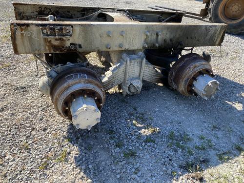 MACK  CUTOFF - TANDEM AXLE