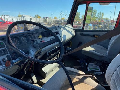 FREIGHTLINER FL70 CAB