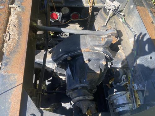 VOLVO  CUTOFF - SINGLE AXLE