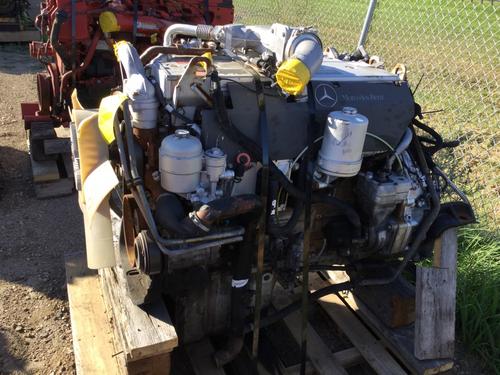 MERCEDES OM906L Engine Assembly