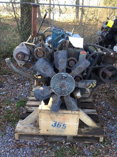 INTERNATIONAL T444E Engine Assembly