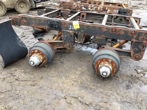   CUTOFF - TANDEM AXLE
