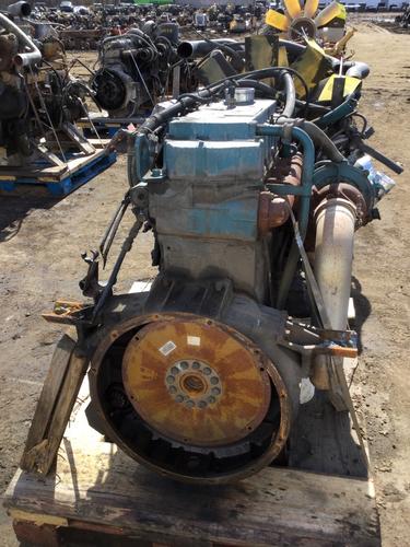 INTERNATIONAL DT466E Engine Assembly