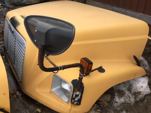 FREIGHTLINER  Hood