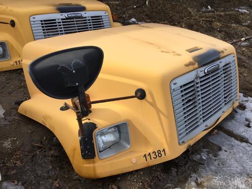FREIGHTLINER  Hood
