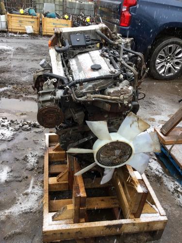 ISUZU  Engine Assembly