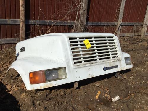 INTERNATIONAL 4700 Hood