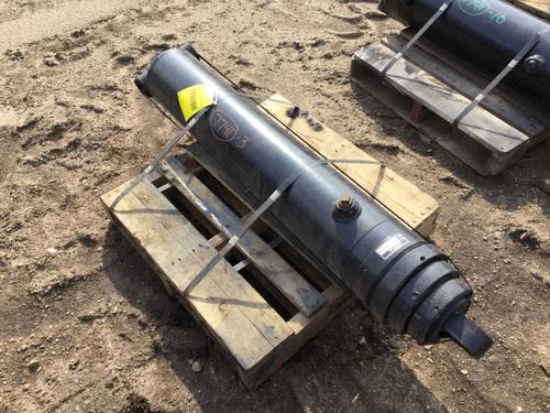   HYDRAULIC CYLINDERS