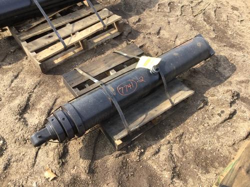   HYDRAULIC CYLINDERS