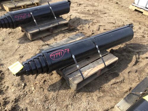   HYDRAULIC CYLINDERS