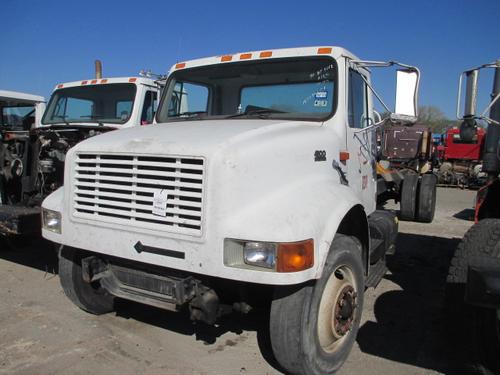INTERNATIONAL 4900 Trucks