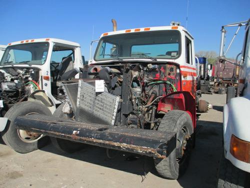 INTERNATIONAL 4900 Trucks