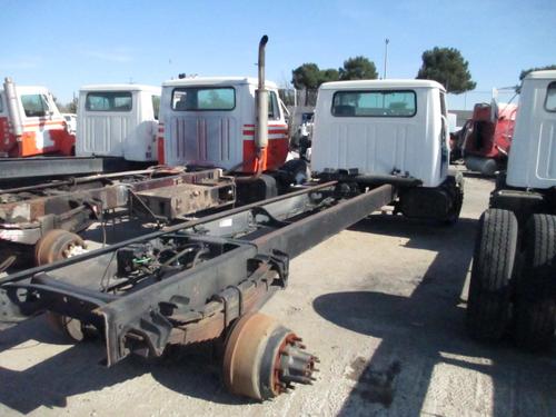 INTERNATIONAL 4900 Trucks