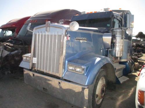 KENWORTH W900B Trucks