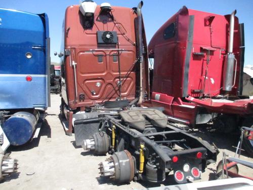 FREIGHTLINER  Trucks