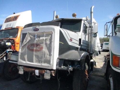 PETERBILT 377 CAB CLIP