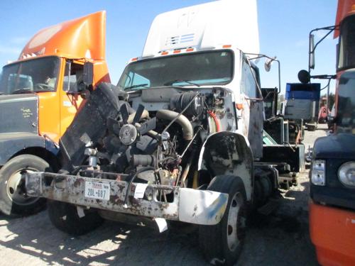 INTERNATIONAL 8100 CAB CLIP
