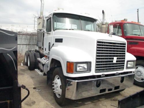 MACK  Trucks