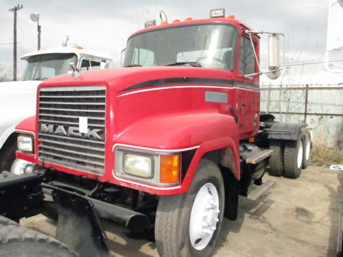 MACK CH613 Trucks
