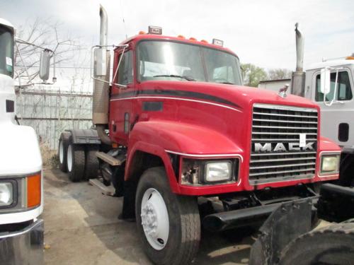 MACK CH613 Trucks