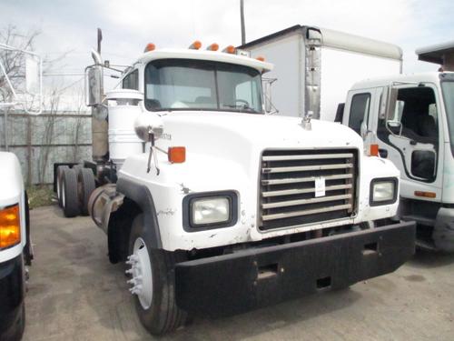 MACK CH613 Trucks