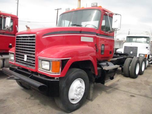 MACK CH613 Trucks