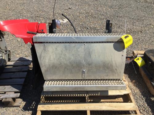 FREIGHTLINER  Battery Box