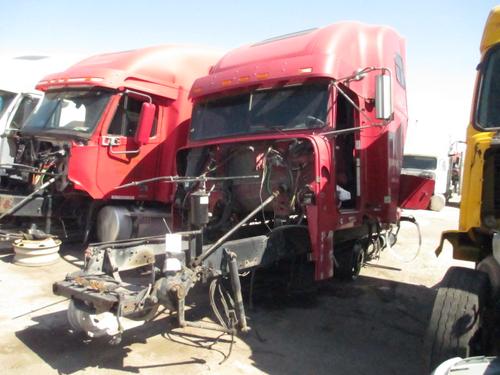 FREIGHTLINER FLD132T CLASSIC XL CAB CLIP