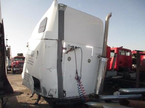 FREIGHTLINER COLUMBIA CAB & SLEEPER