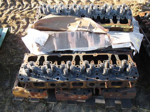 CAT  Cylinder Head