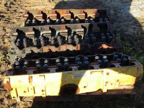 CAT  Cylinder Head