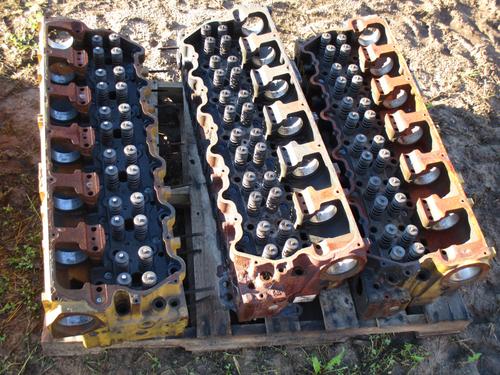CAT  Cylinder Head
