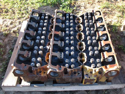 CAT  Cylinder Head
