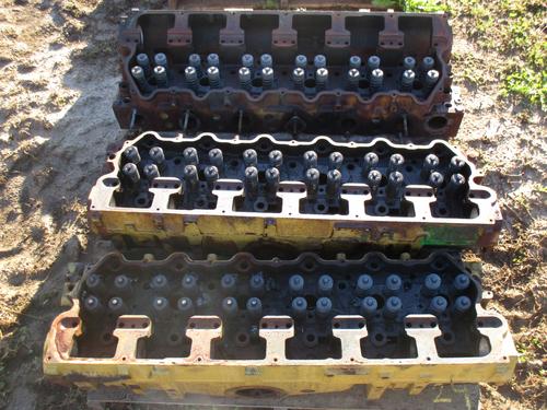 CAT  Cylinder Head
