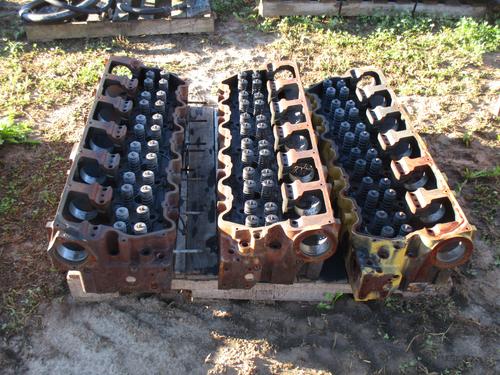 CAT  Cylinder Head