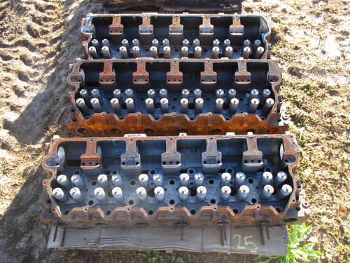 CAT  Cylinder Head
