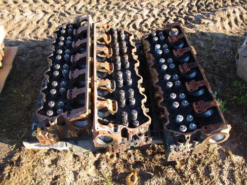 CAT  Cylinder Head