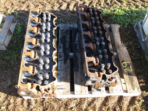 CAT  Cylinder Head