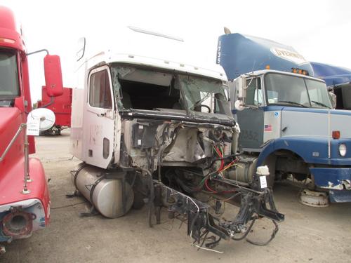 FREIGHTLINER COLUMBIA CAB & SLEEPER