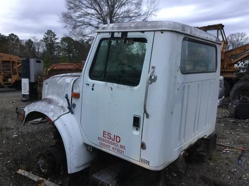 INTERNATIONAL S1900 CAB CLIP