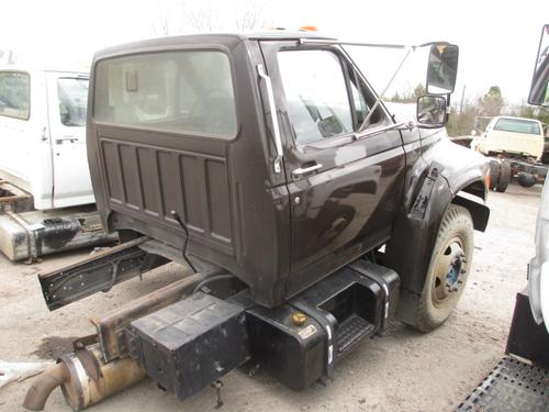 FORD  CAB CLIP