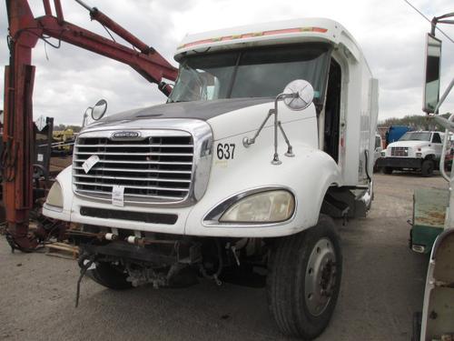 FREIGHTLINER COLUMBIA Trucks