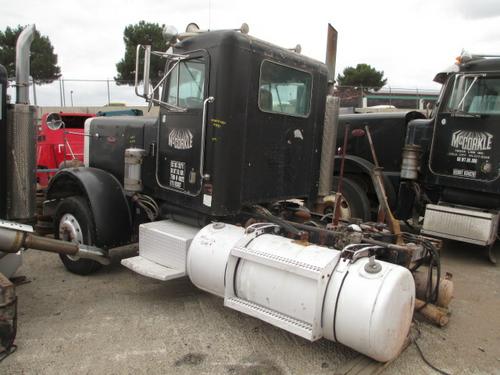 PETERBILT 359 CAB CLIP