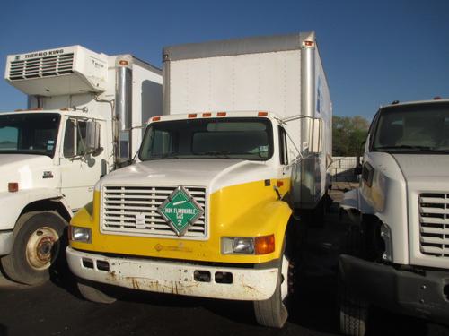 INTERNATIONAL 4900 Trucks
