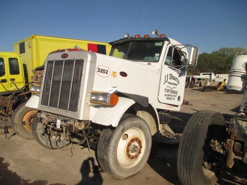 PETERBILT 378 CAB CLIP