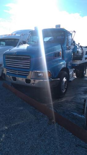 FORD LT8513 LOUISVILLE 113 Trucks