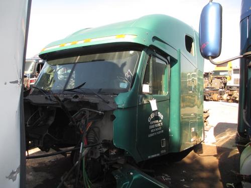 FREIGHTLINER CENTURY CLASS CAB & SLEEPER